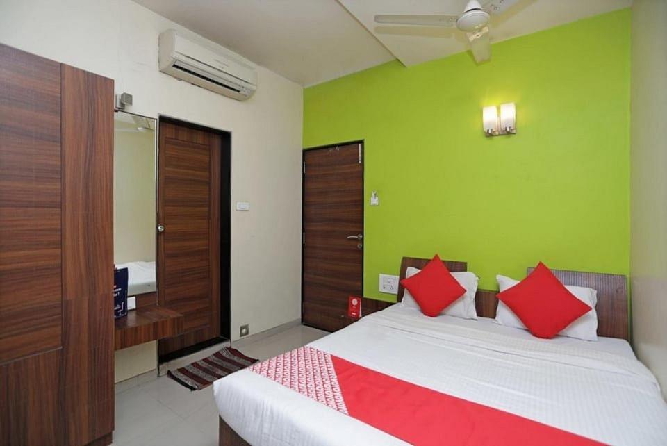 Fabexpress The Paradise Poona Buitenkant foto